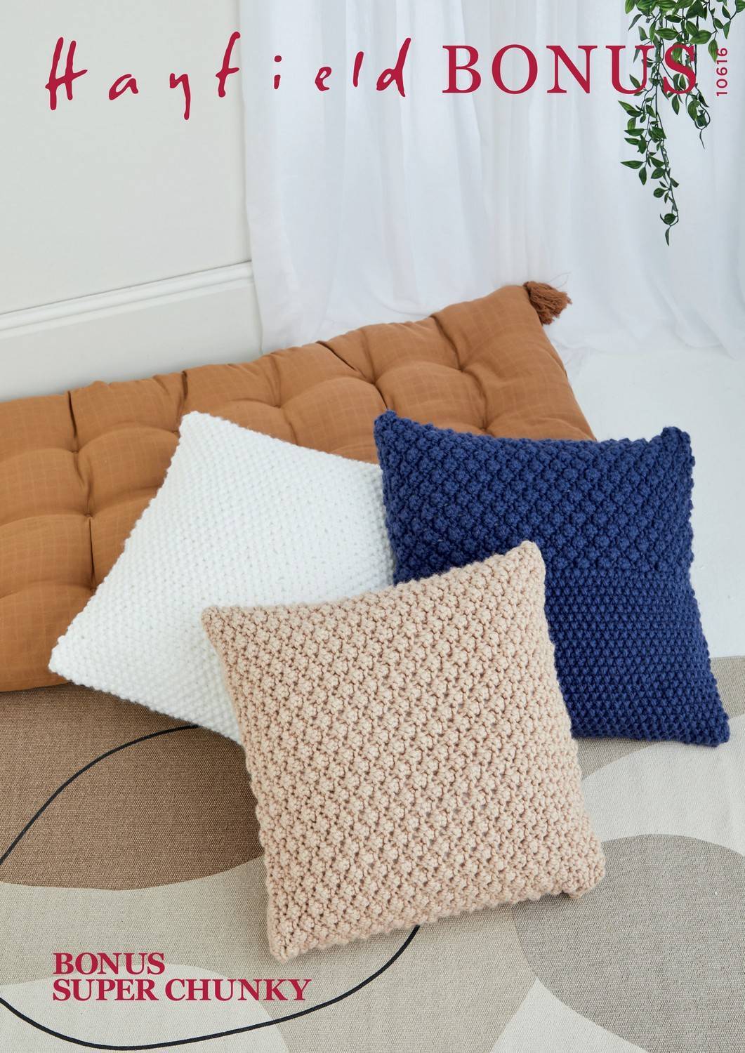 Cushion Covers in Hayfield Bonus Super Chunky (10616)